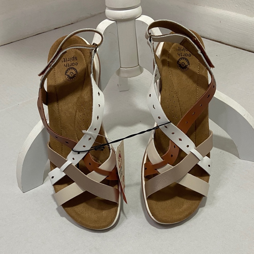 NWT Earth Spirit Size 10 Women's Cream & Tan Sandals Cushioned Soft - Picture 7 of 11